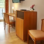 Rheinkoenig Hotel